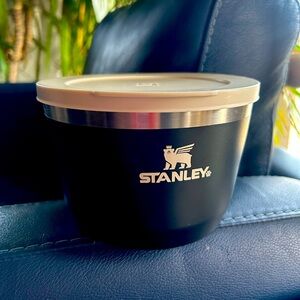 Stanley Black and Beige Food Container